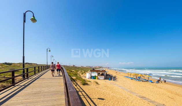 Wiederverkauf - Wohnung - Torrevieja - La Mata Pueblo