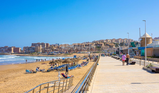 Wiederverkauf - Wohnung - Torrevieja - La Mata Pueblo