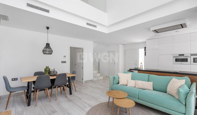 Odsprzedaż - Villa - Orihuela Costa - Lomas de Cabo Roig