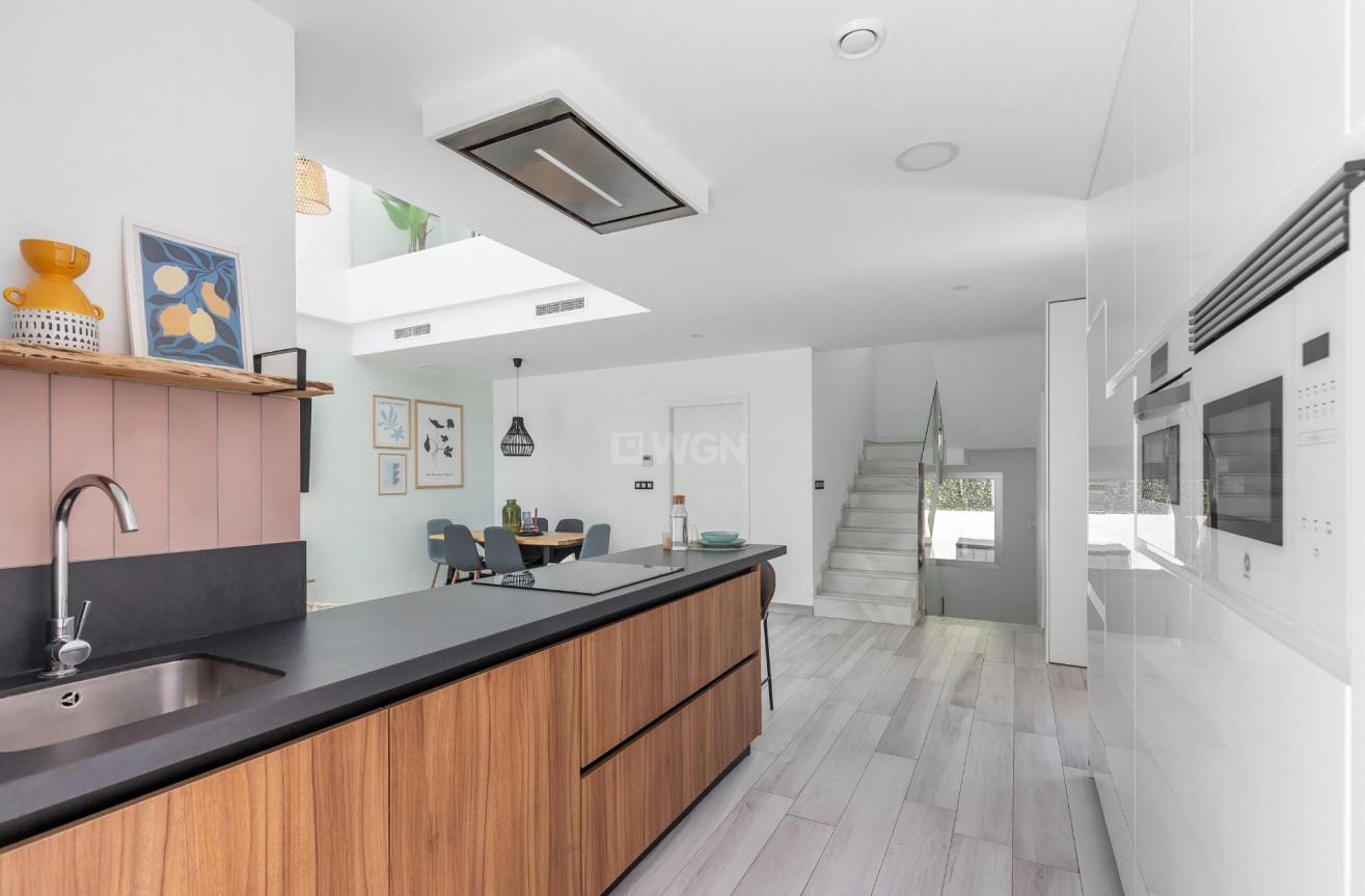 Odsprzedaż - Villa - Orihuela Costa - Lomas de Cabo Roig