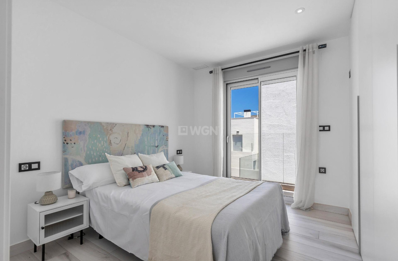 Odsprzedaż - Villa - Orihuela Costa - Lomas de Cabo Roig