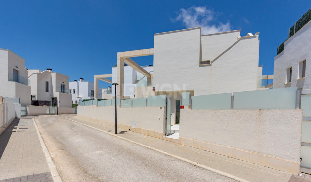 Odsprzedaż - Villa - Orihuela Costa - Lomas de Cabo Roig