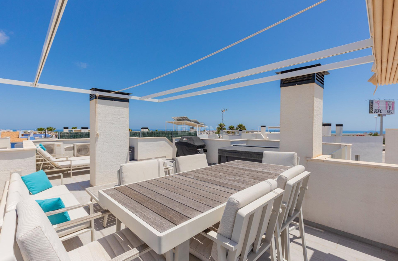 Odsprzedaż - Villa - Orihuela Costa - Lomas de Cabo Roig