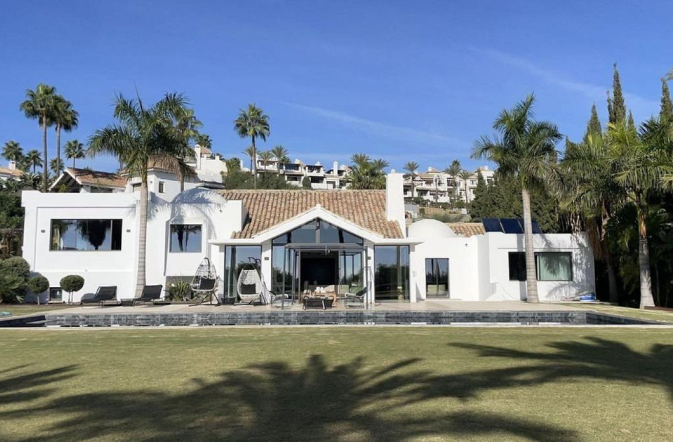 Resale - Villa - Benahavís - El Paraíso