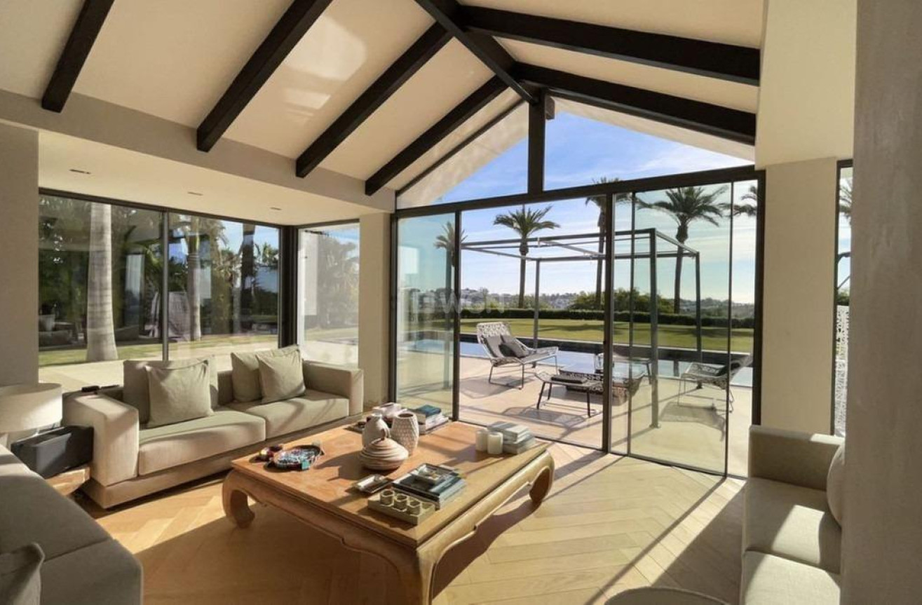 Resale - Villa - Benahavís - El Paraíso