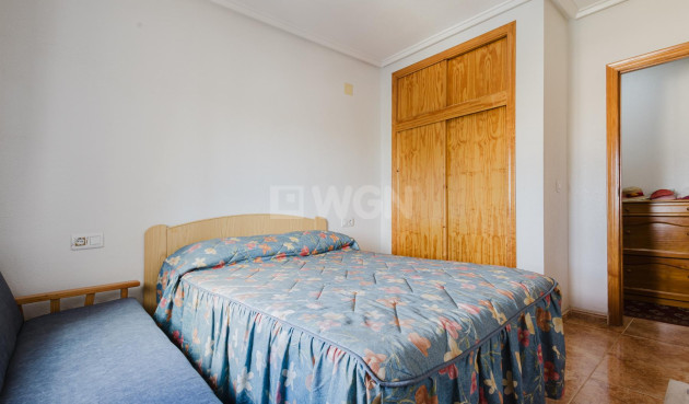 Odsprzedaż - Mieszkanie w bloku - Torrevieja - Costa Blanca