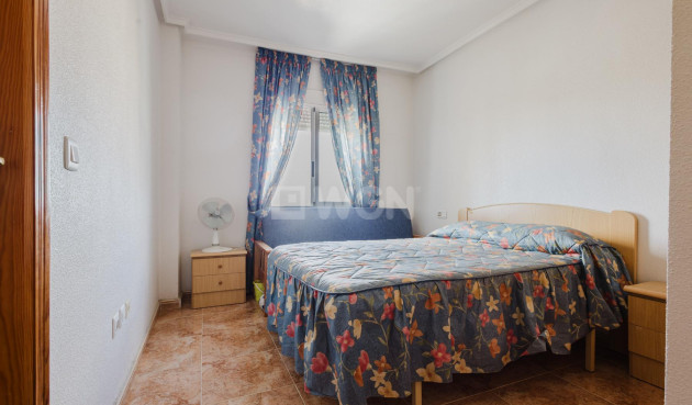 Odsprzedaż - Mieszkanie w bloku - Torrevieja - Costa Blanca