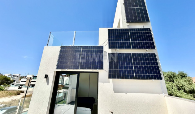 Odsprzedaż - Villa - Villamartin - Costa Blanca