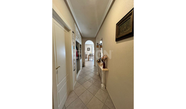 Odsprzedaż - Villa - Torrevieja - aguas nuevas