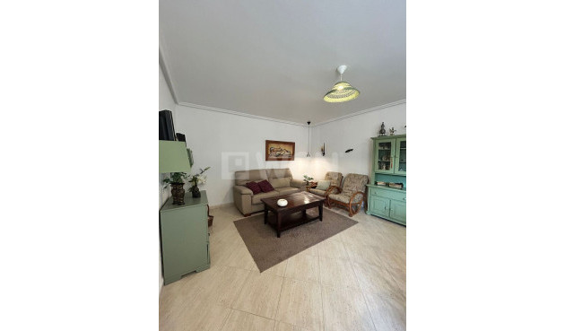 Odsprzedaż - Villa - Torrevieja - aguas nuevas
