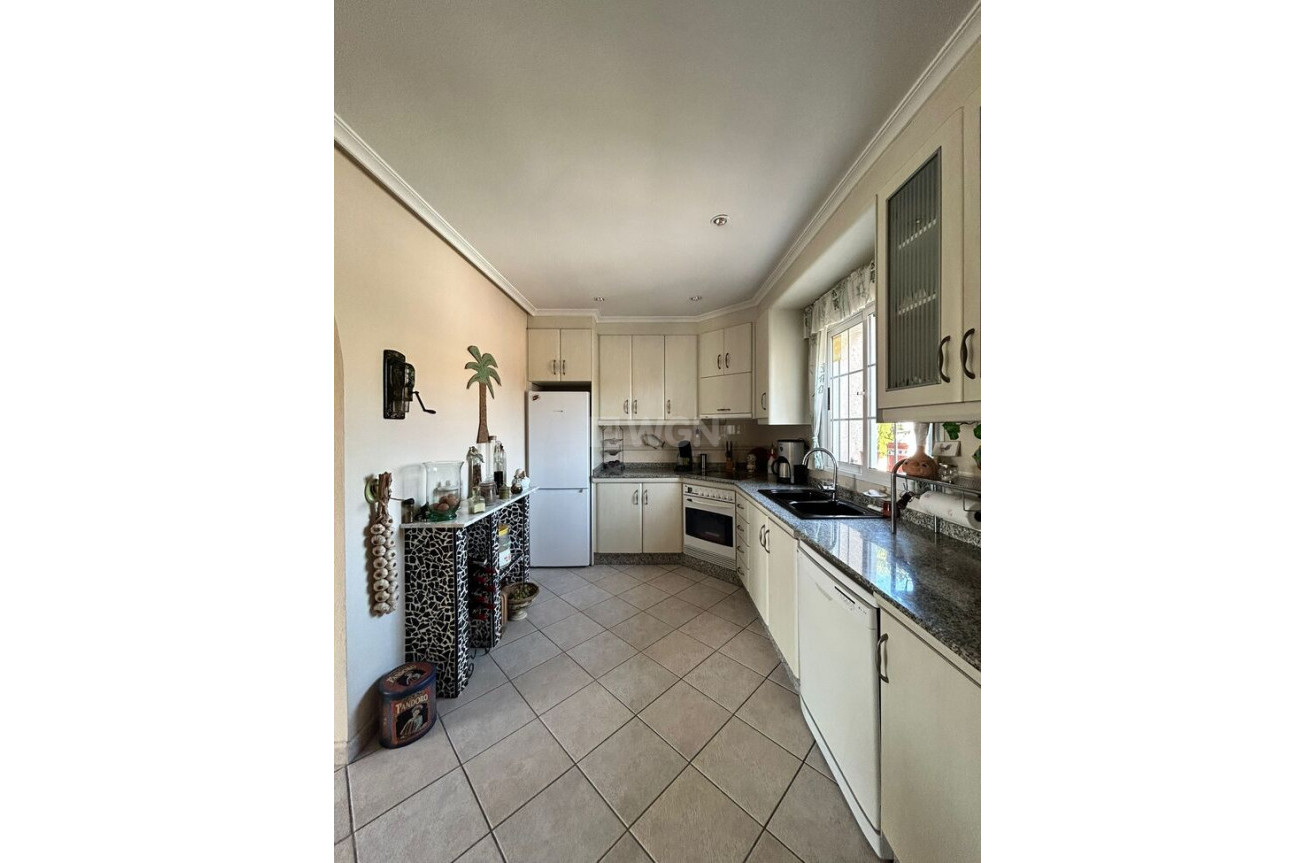 Odsprzedaż - Villa - Torrevieja - aguas nuevas
