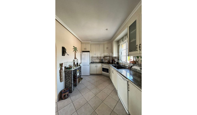 Odsprzedaż - Villa - Torrevieja - aguas nuevas