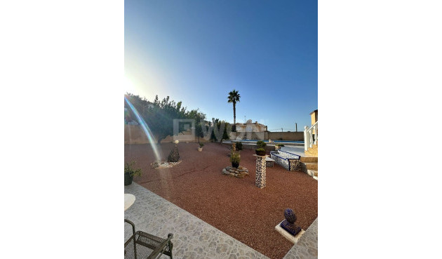 Odsprzedaż - Villa - Torrevieja - aguas nuevas