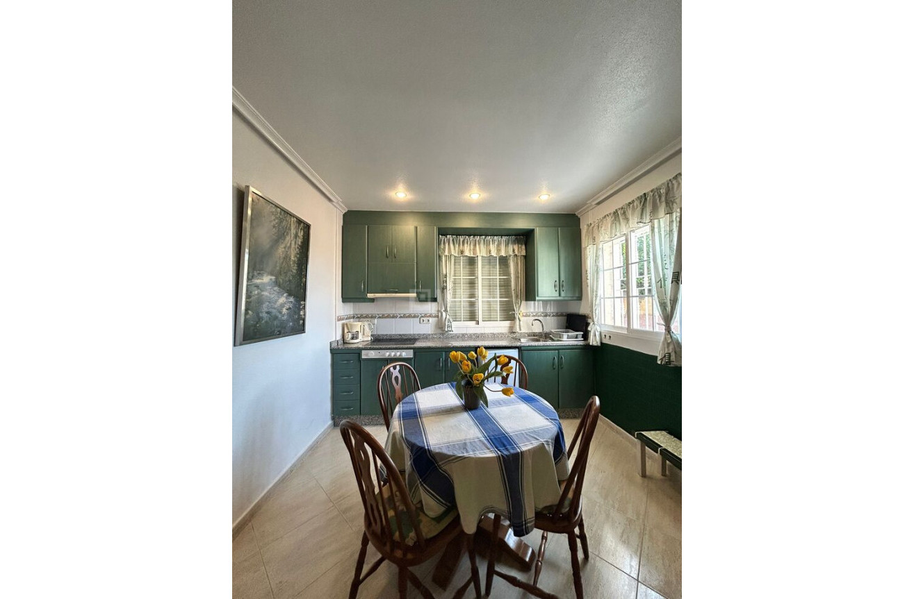 Odsprzedaż - Villa - Torrevieja - aguas nuevas