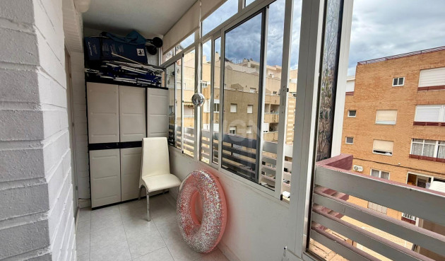 Wiederverkauf - Wohnung - Torrevieja - Centro