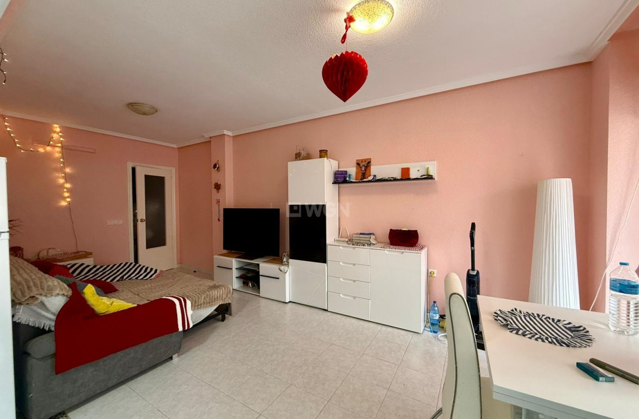 Wiederverkauf - Wohnung - Torrevieja - Centro