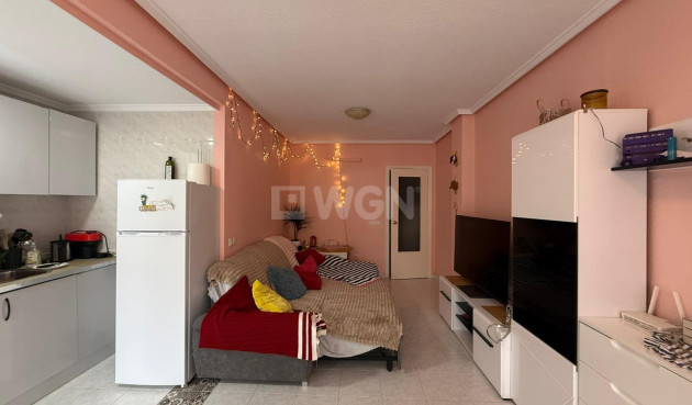 Wiederverkauf - Wohnung - Torrevieja - Centro