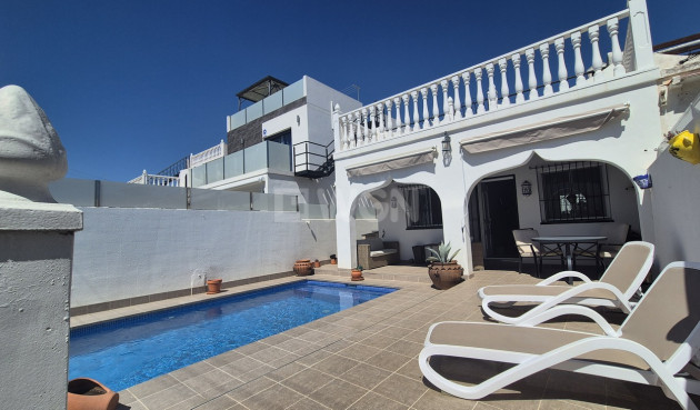 Odsprzedaż - Villa - San Miguel de Salinas - Inland