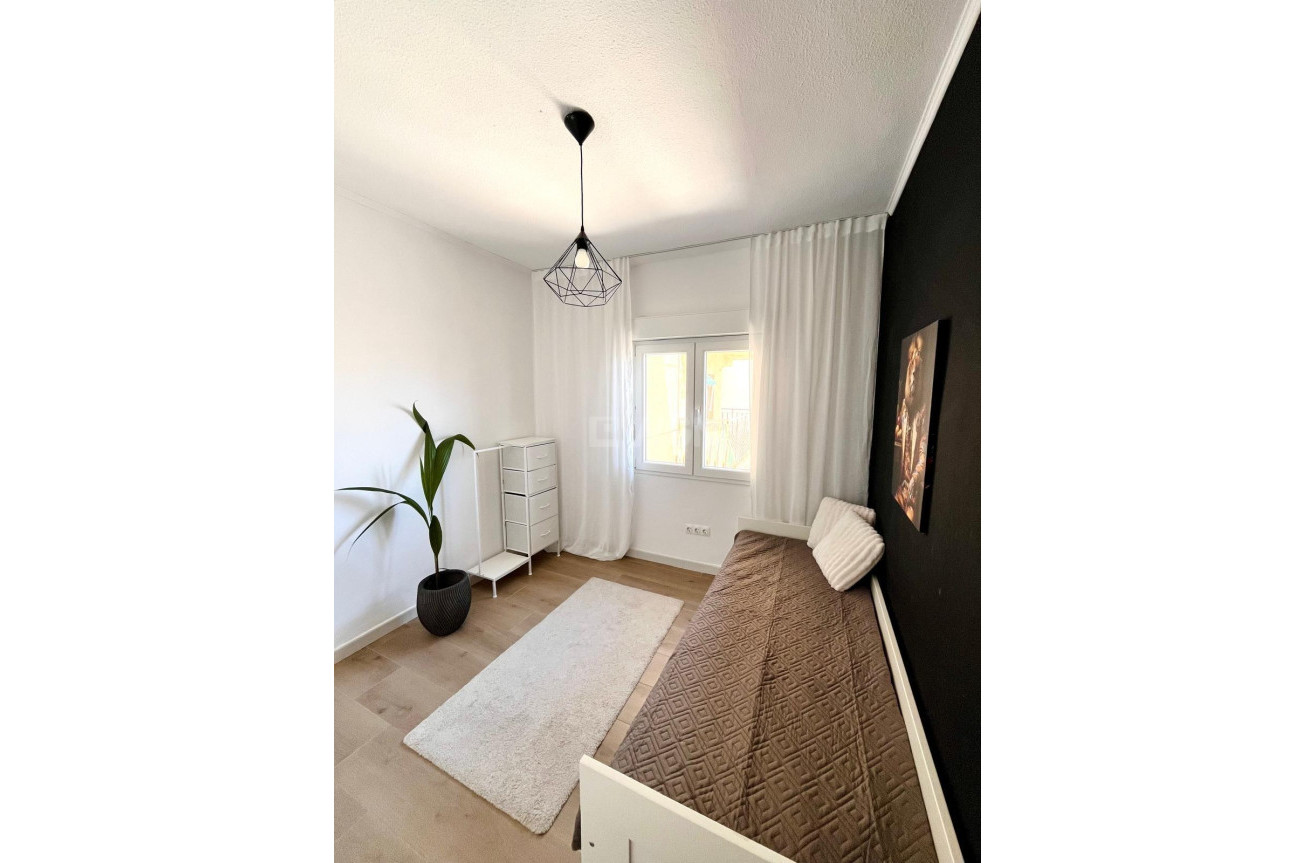 Reventa - Apartamento / piso - Lo Pagan - LA PUNTICA
