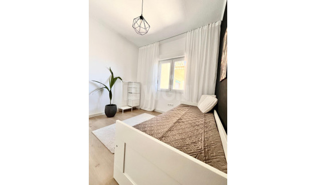 Reventa - Apartamento / piso - Lo Pagan - LA PUNTICA