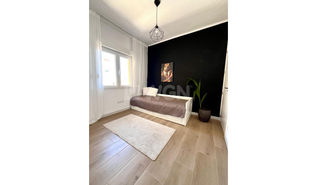 Reventa - Apartamento / piso - Lo Pagan - LA PUNTICA