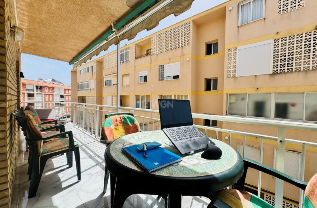 Reventa - Apartamento / piso - La Mata - Costa Blanca
