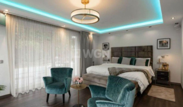Odsprzedaż - Villa - Marbella - Nueva Andalucia