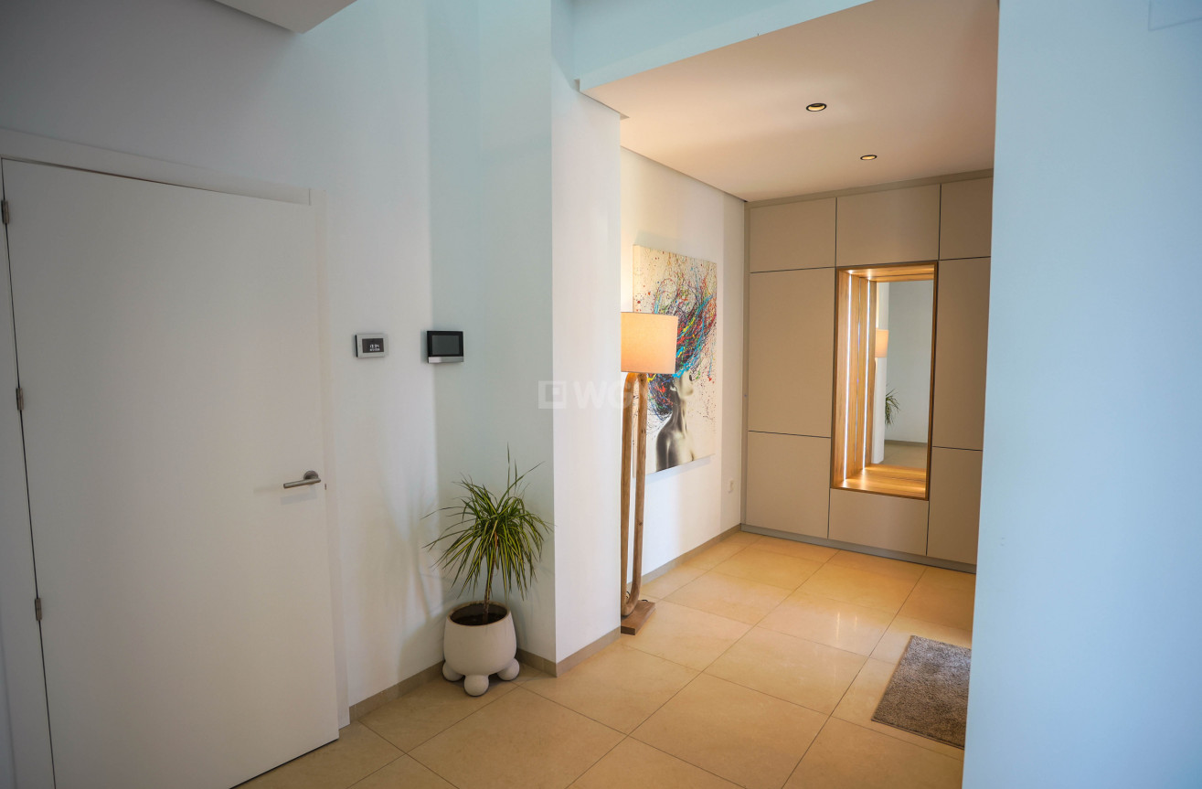 Resale - Villa - La Manga del Mar Menor - Costa Calida