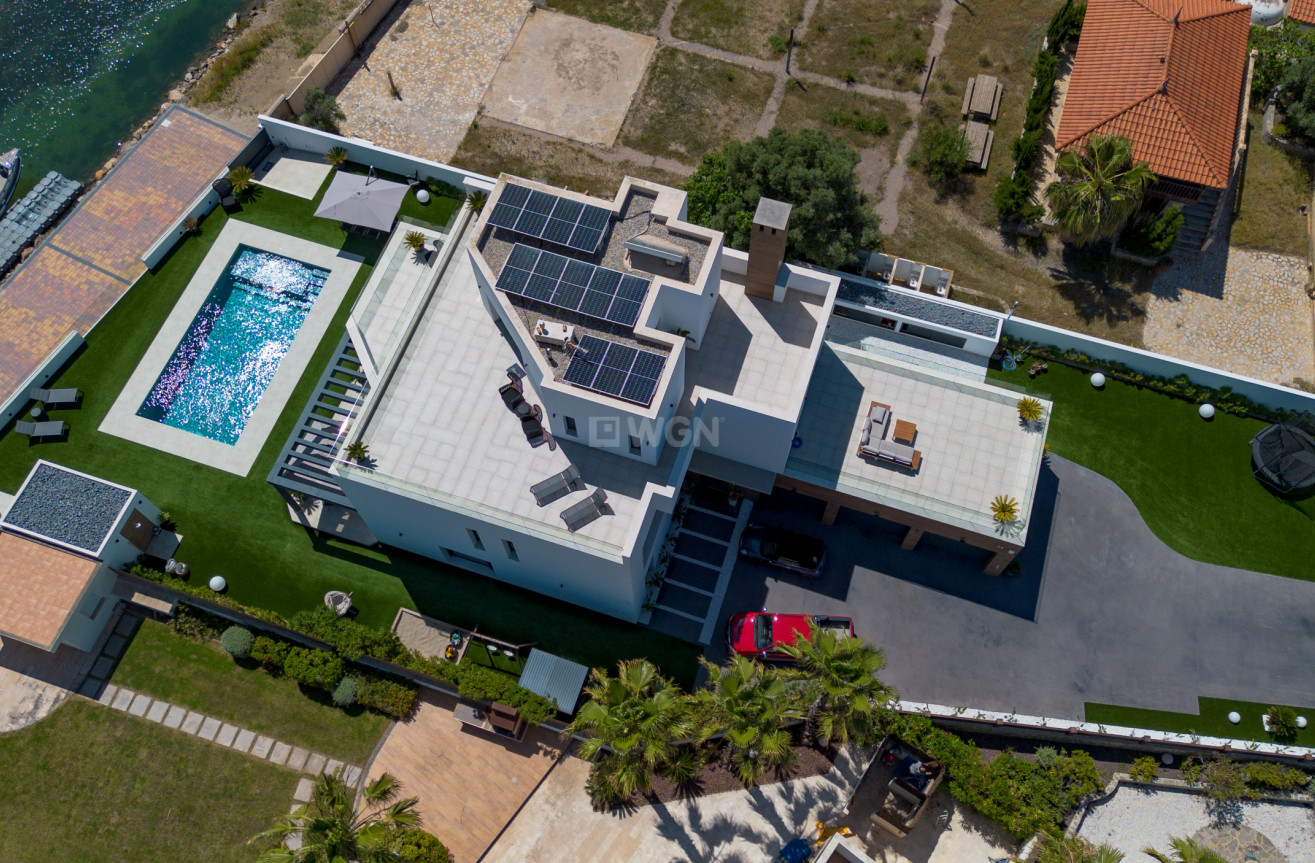 Resale - Villa - La Manga del Mar Menor - Costa Calida