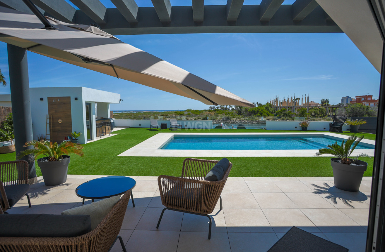 Resale - Villa - La Manga del Mar Menor - Costa Calida