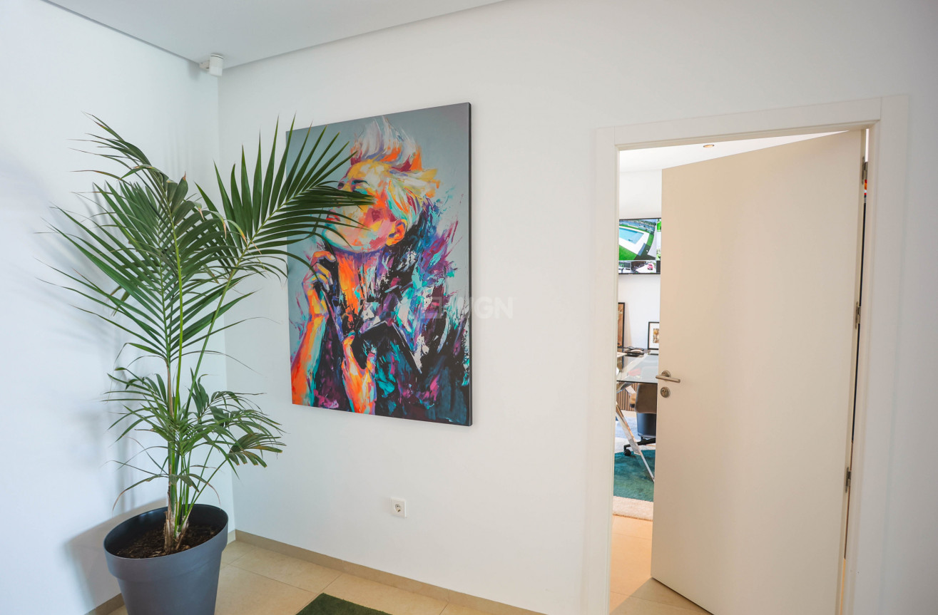 Resale - Villa - La Manga del Mar Menor - Costa Calida