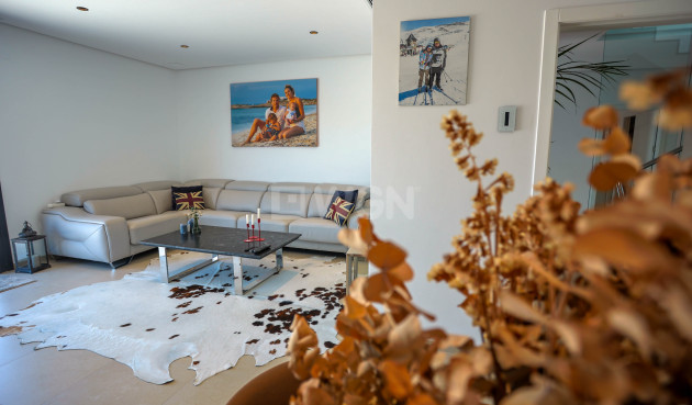 Resale - Villa - La Manga del Mar Menor - Costa Calida