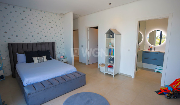 Resale - Villa - La Manga del Mar Menor - Costa Calida
