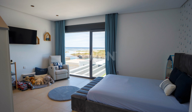 Resale - Villa - La Manga del Mar Menor - Costa Calida