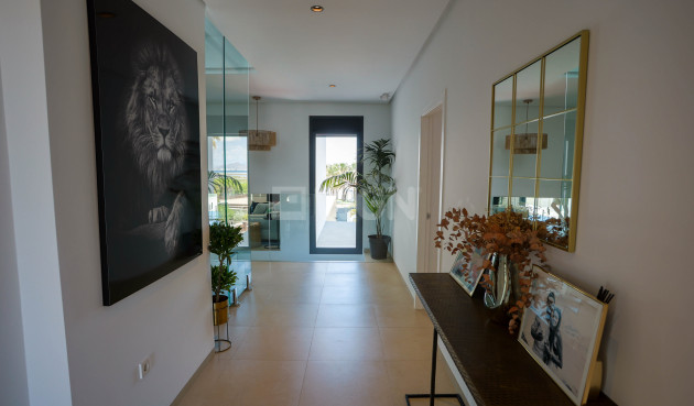 Resale - Villa - La Manga del Mar Menor - Costa Calida