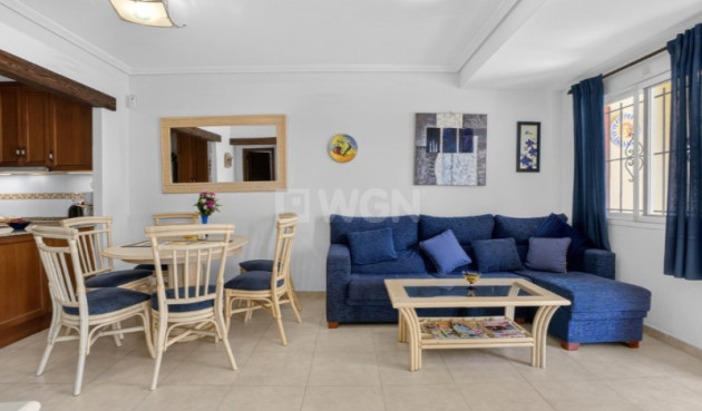 Odsprzedaż - Kamienica - Torrevieja - Costa Blanca