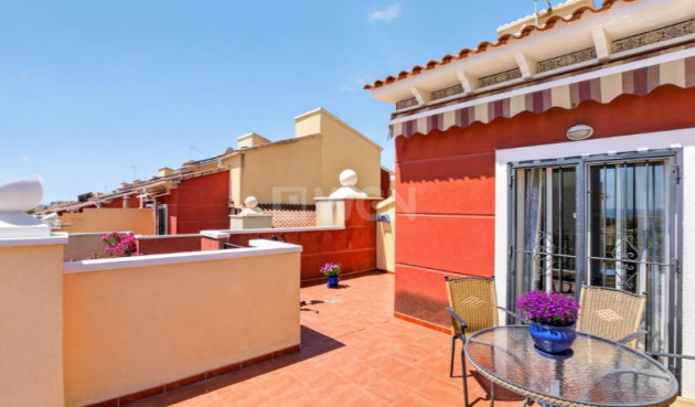 Odsprzedaż - Kamienica - Torrevieja - Costa Blanca