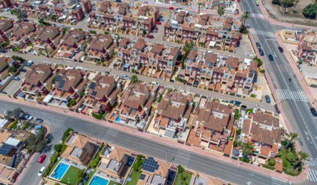 Odsprzedaż - Kamienica - Torrevieja - Costa Blanca