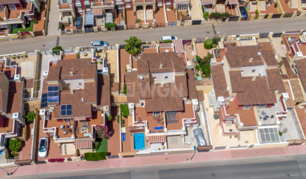Odsprzedaż - Kamienica - Torrevieja - Costa Blanca