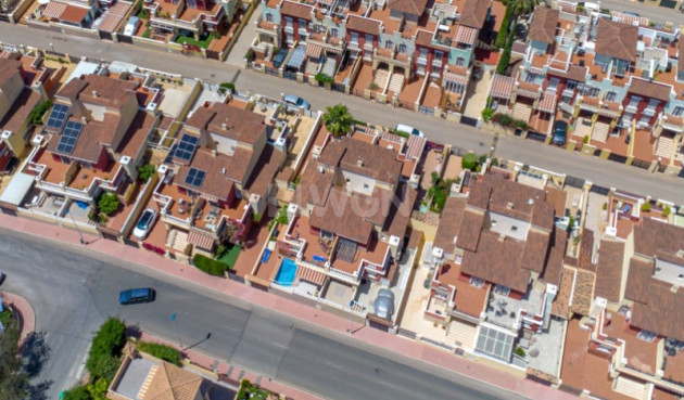 Odsprzedaż - Kamienica - Torrevieja - Costa Blanca