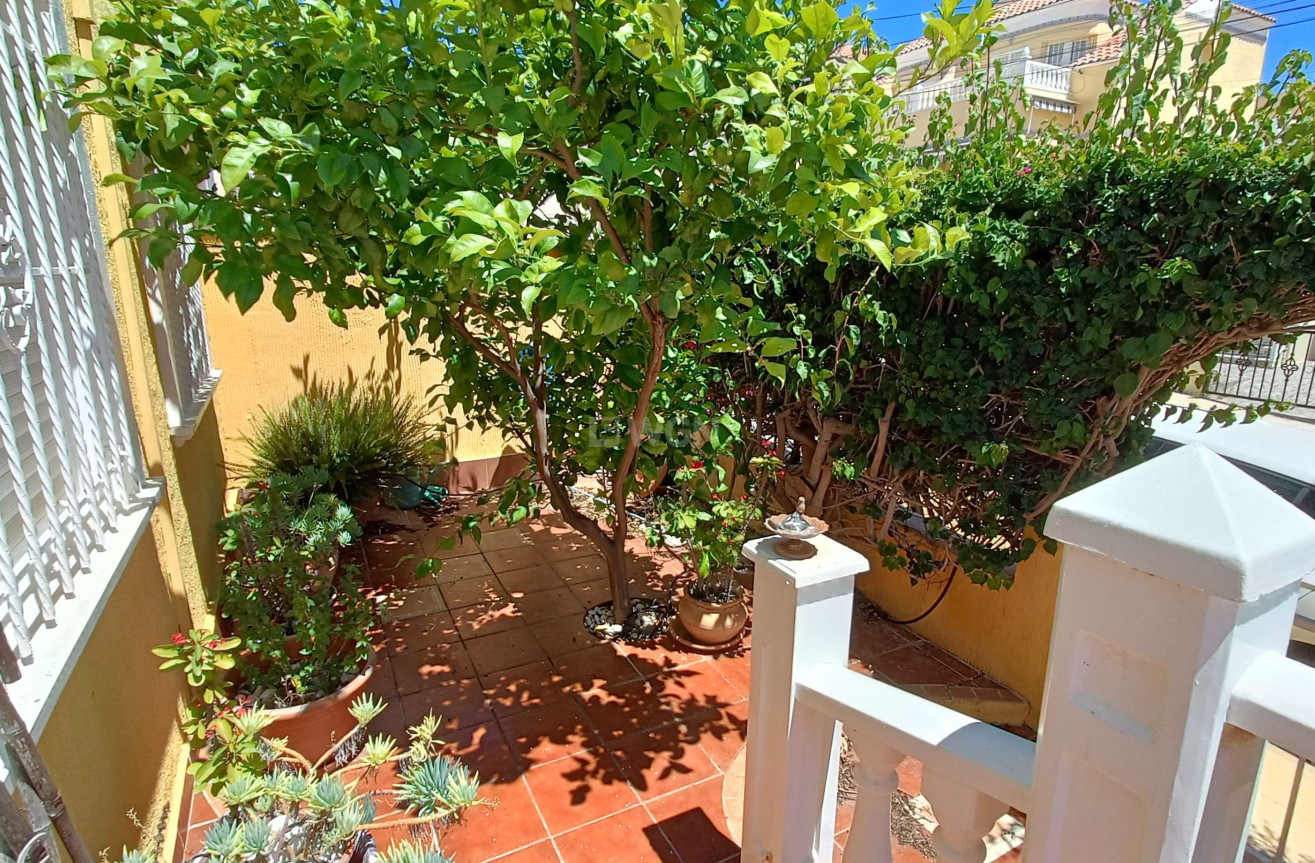 Odsprzedaż - Villa - Orihuela Costa - Costa Blanca