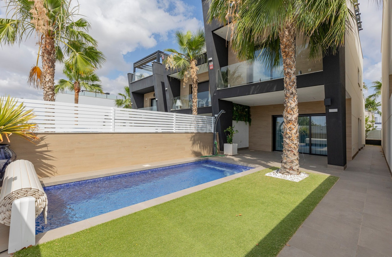 Odsprzedaż - Villa - Benijofar - Costa Blanca