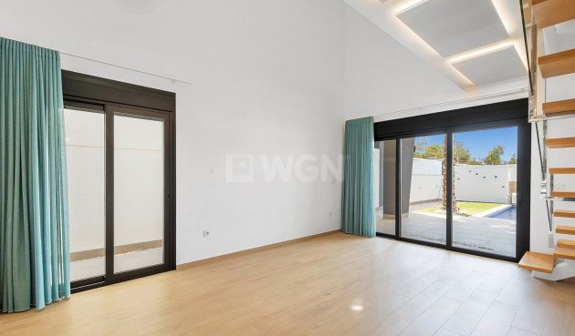 Odsprzedaż - Villa - Benijofar - Costa Blanca