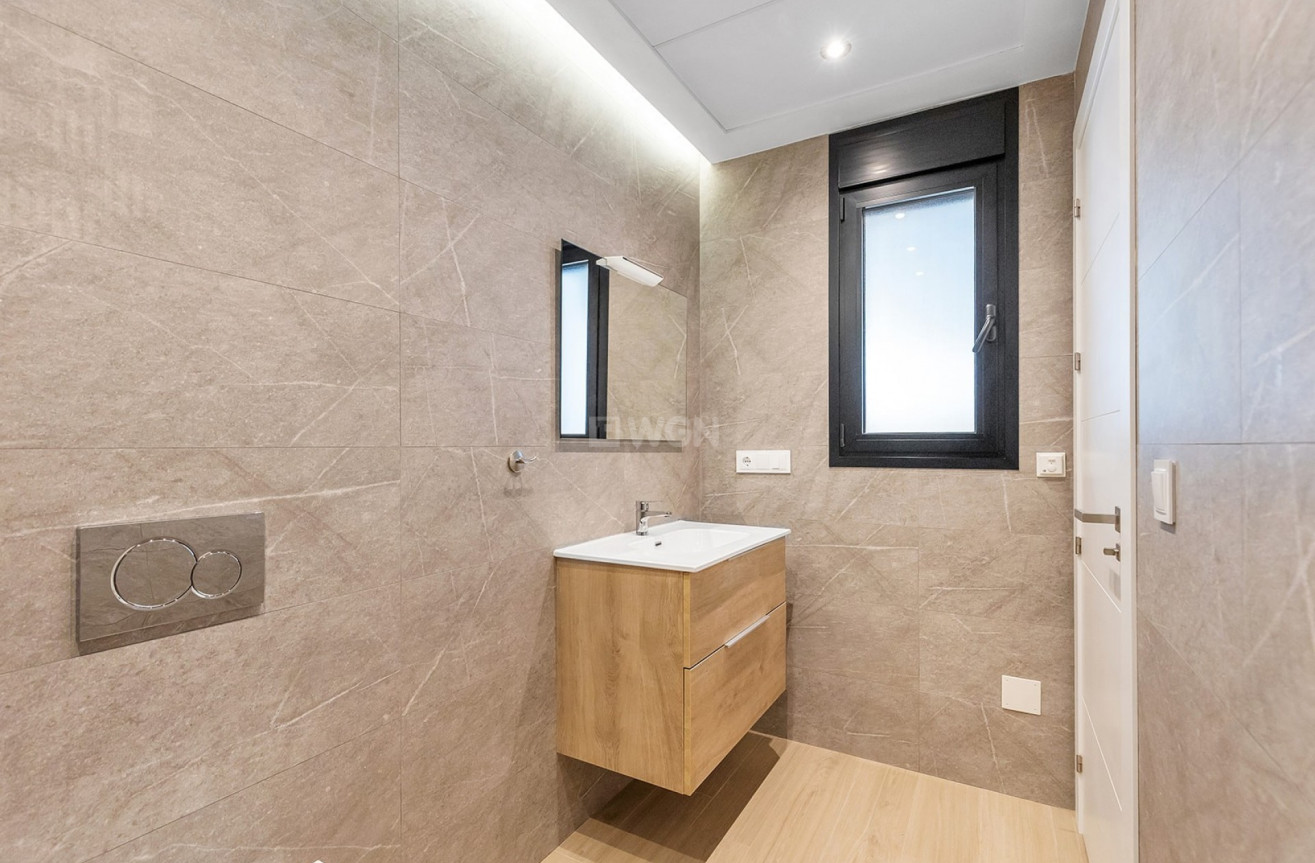 Odsprzedaż - Villa - Benijofar - Costa Blanca