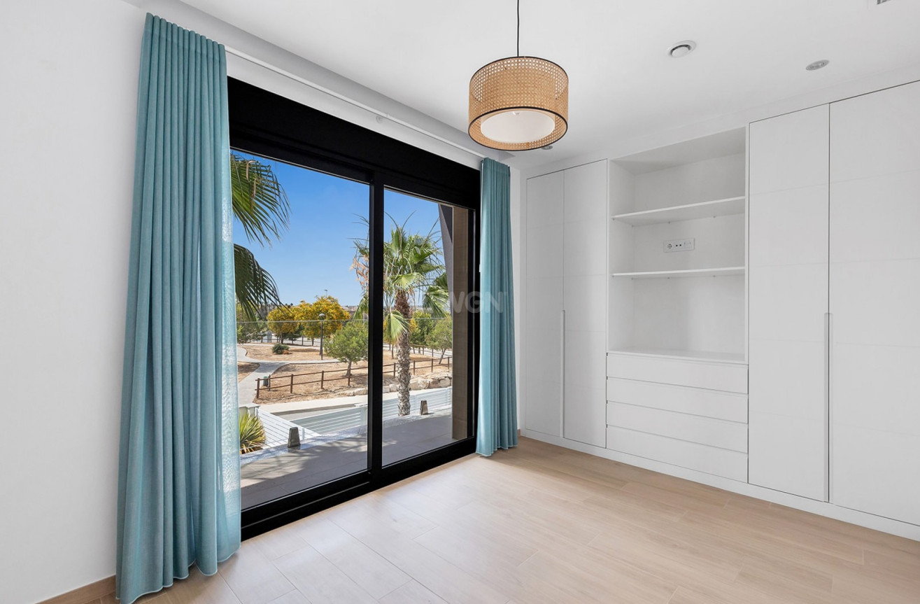 Odsprzedaż - Villa - Benijofar - Costa Blanca