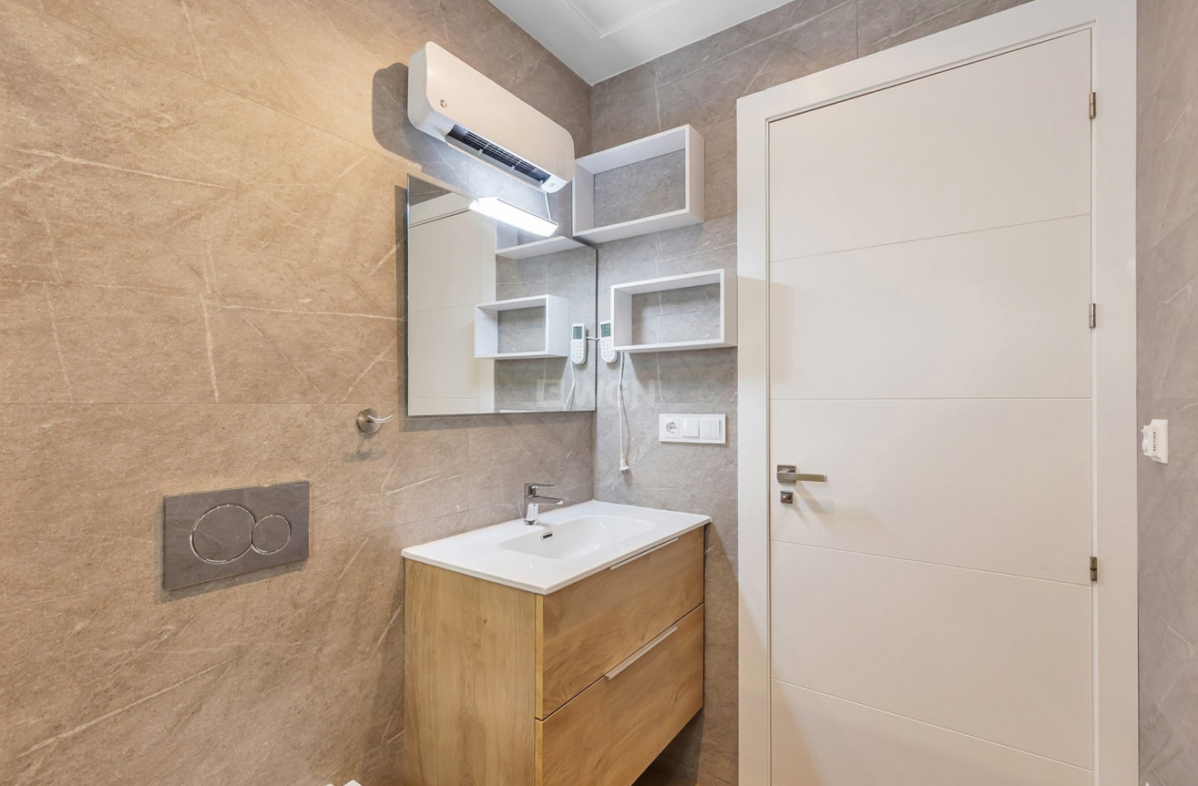 Odsprzedaż - Villa - Benijofar - Costa Blanca