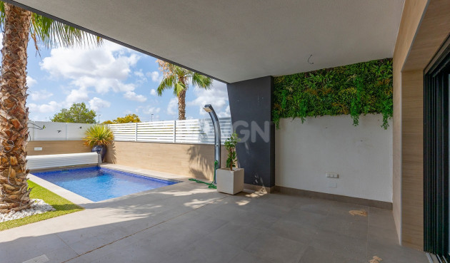 Odsprzedaż - Villa - Benijofar - Costa Blanca