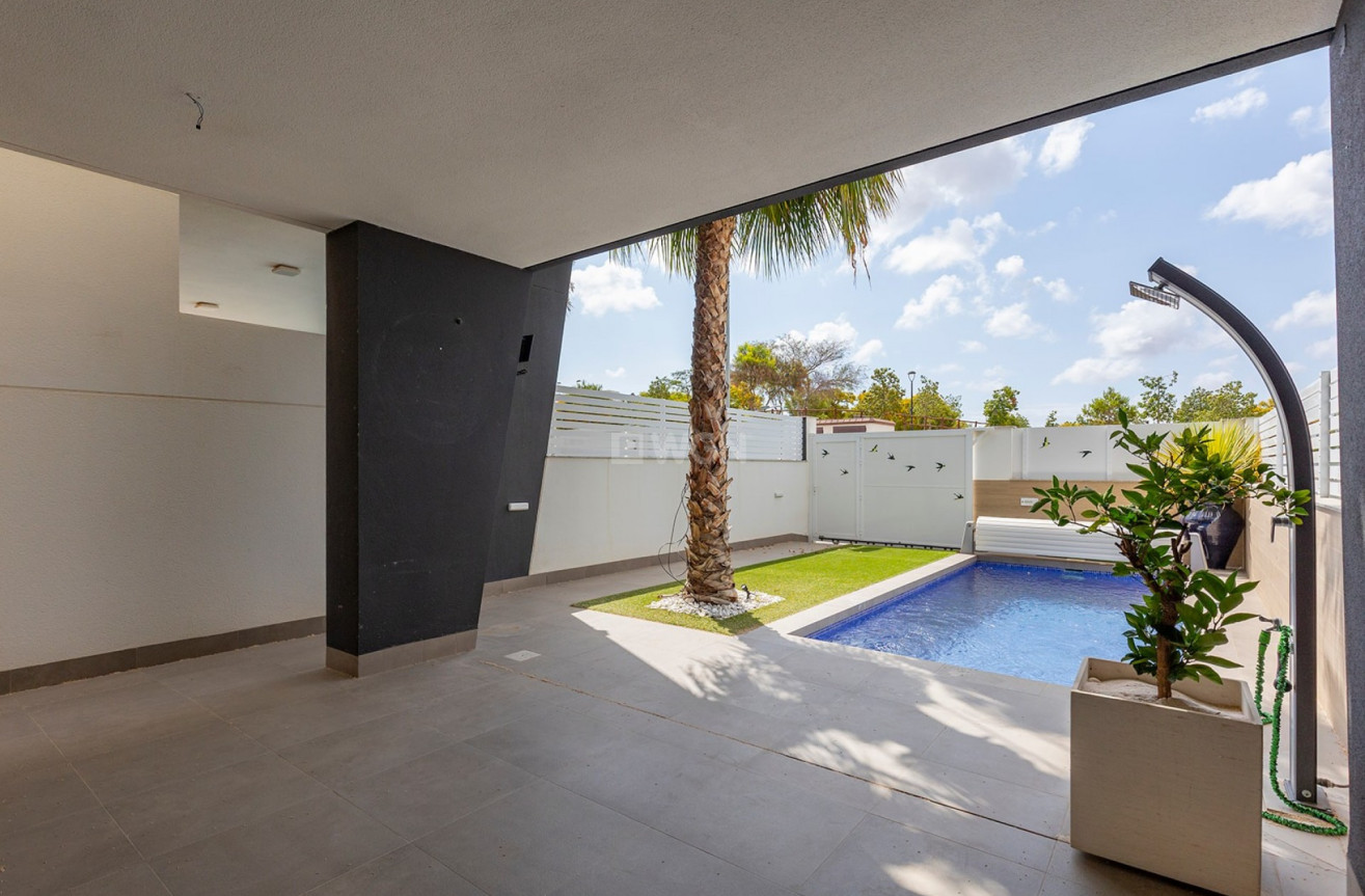 Odsprzedaż - Villa - Benijofar - Costa Blanca