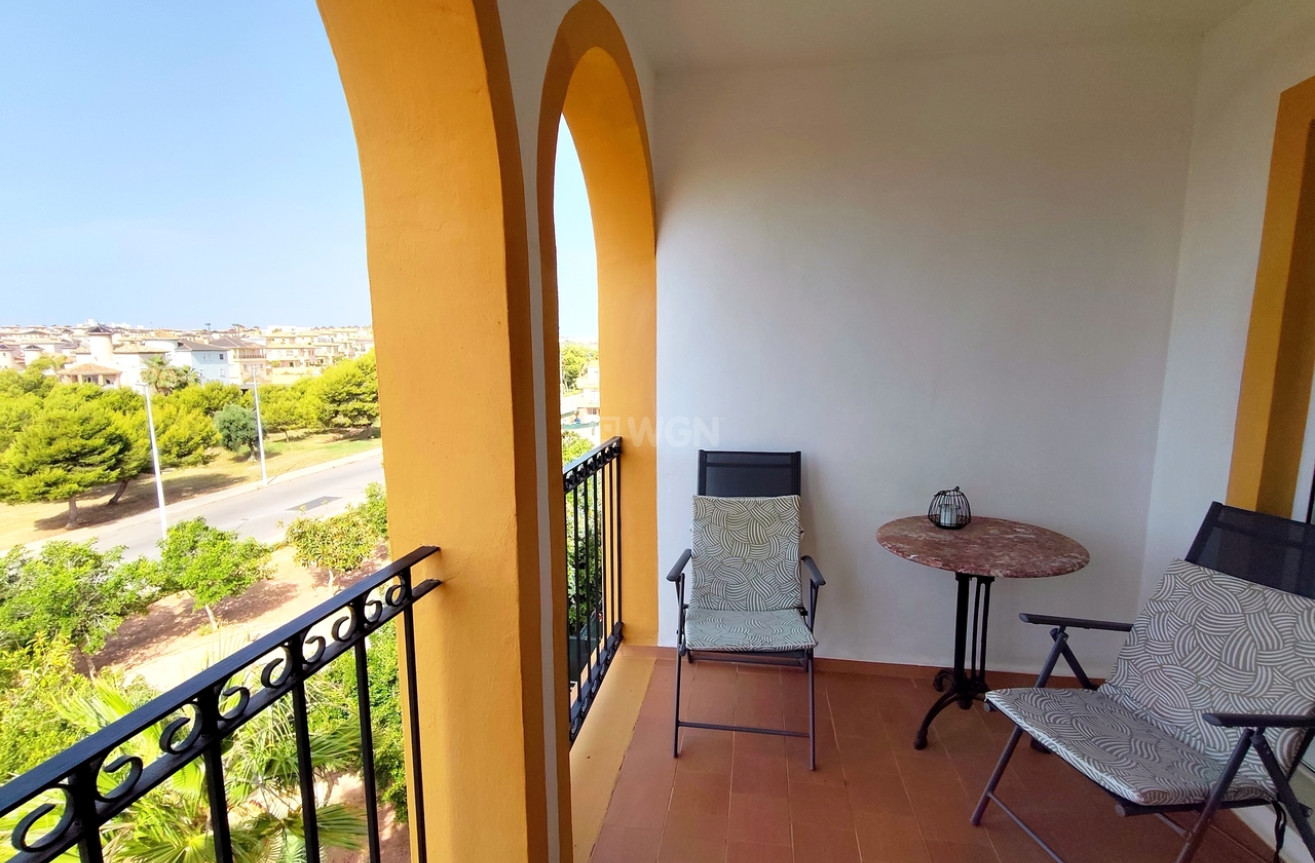 Odsprzedaż - Mieszkanie w bloku - La Zenia - Costa Blanca