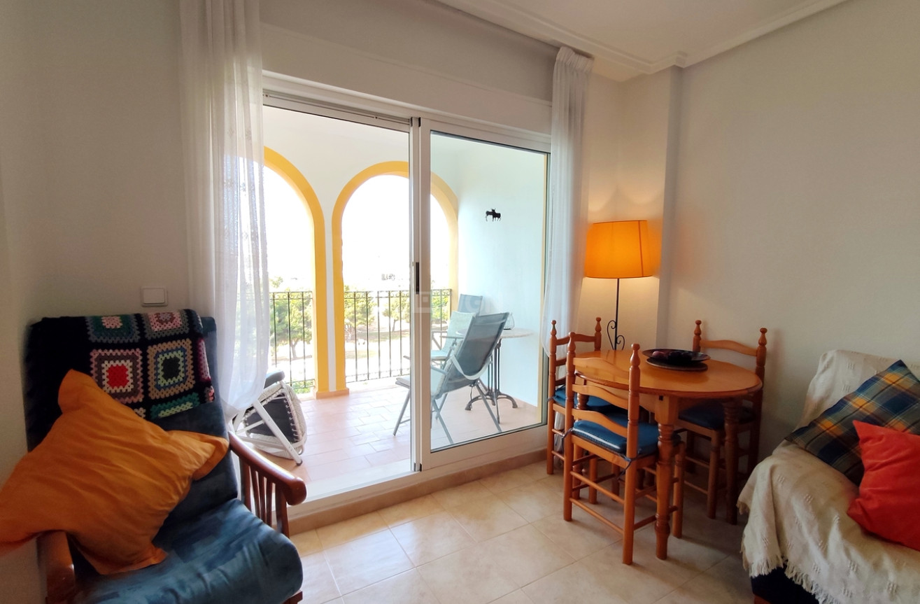 Odsprzedaż - Mieszkanie w bloku - La Zenia - Costa Blanca